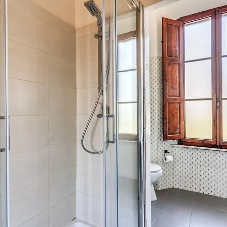 Aweshome Tower Garden 2* Pisa