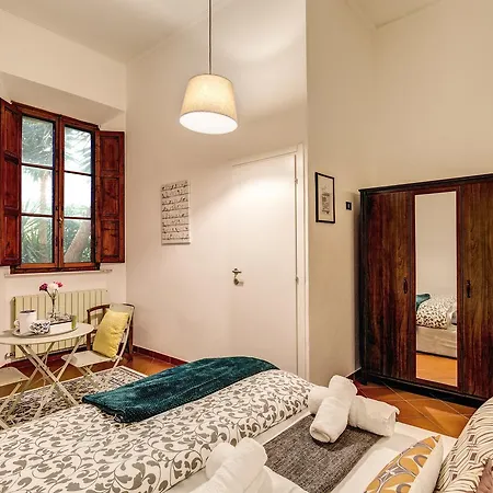 Guest house Aweshome Tower Garden 2*